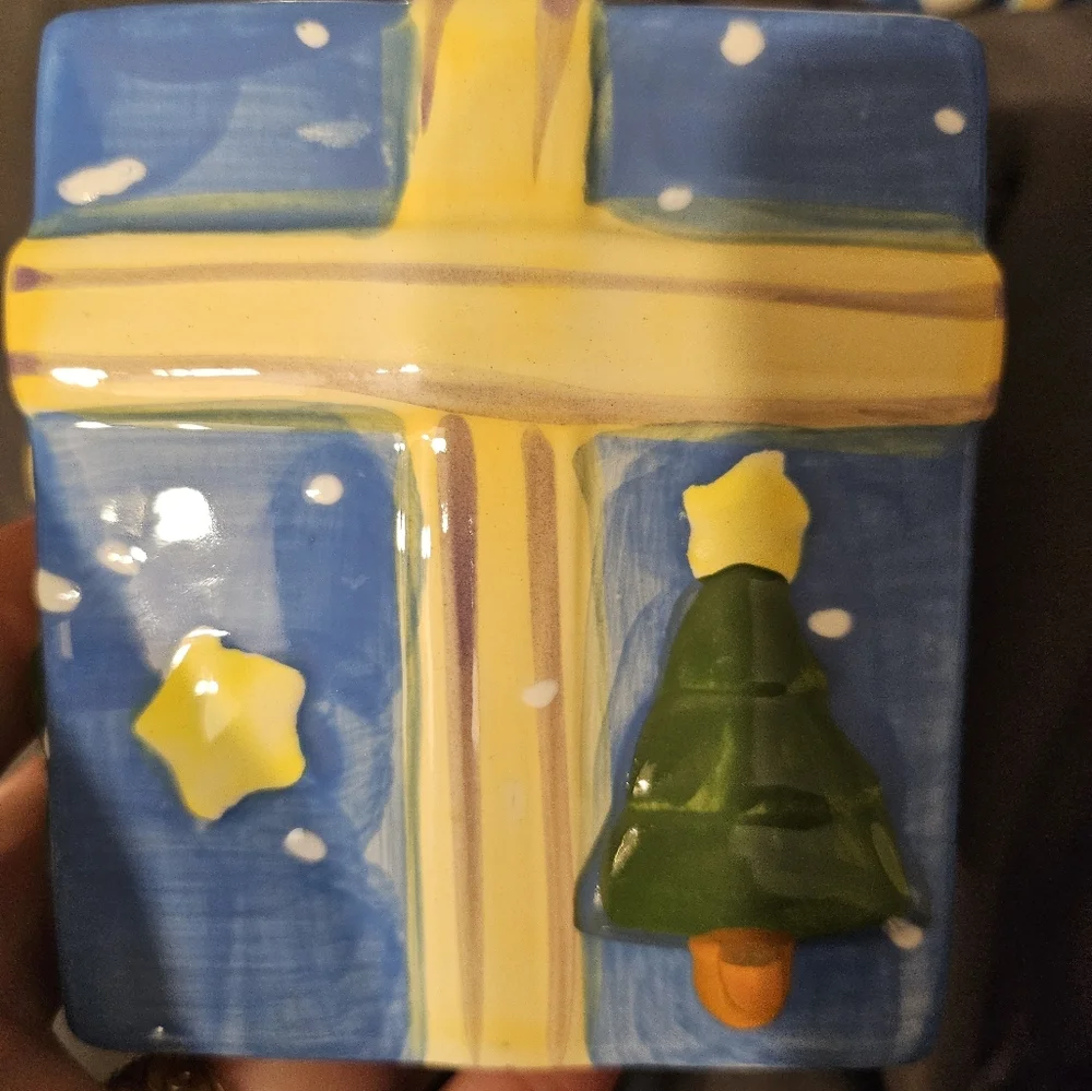 Vintage‎ Ceramic Decoration Christmas Candles (1 missing The Top)